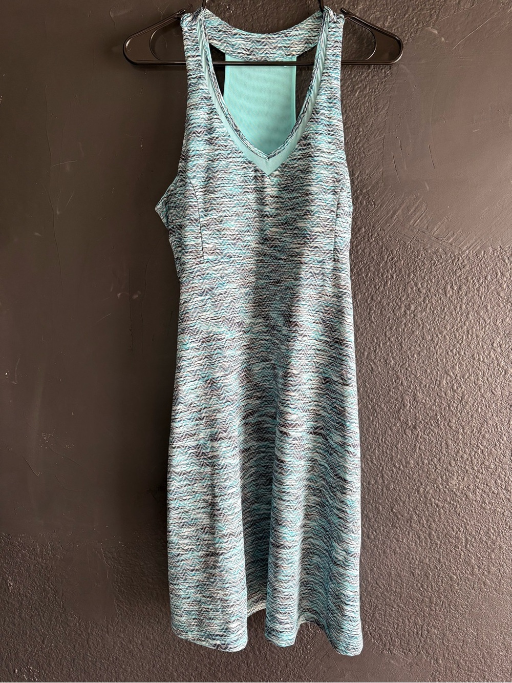 MPG Aqua Wave Knit V-Neck Tank Dress